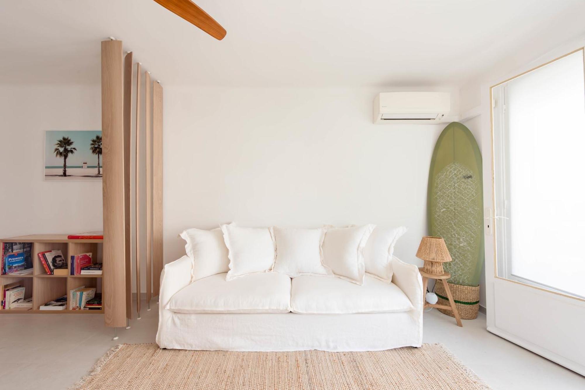 Apartment Bright 1-br Walk To The Cannes